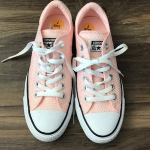 PINK CONVERSE SHOE